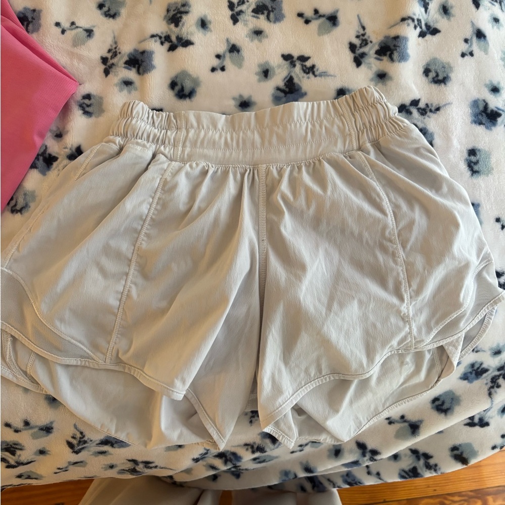 white lululemon Shorts